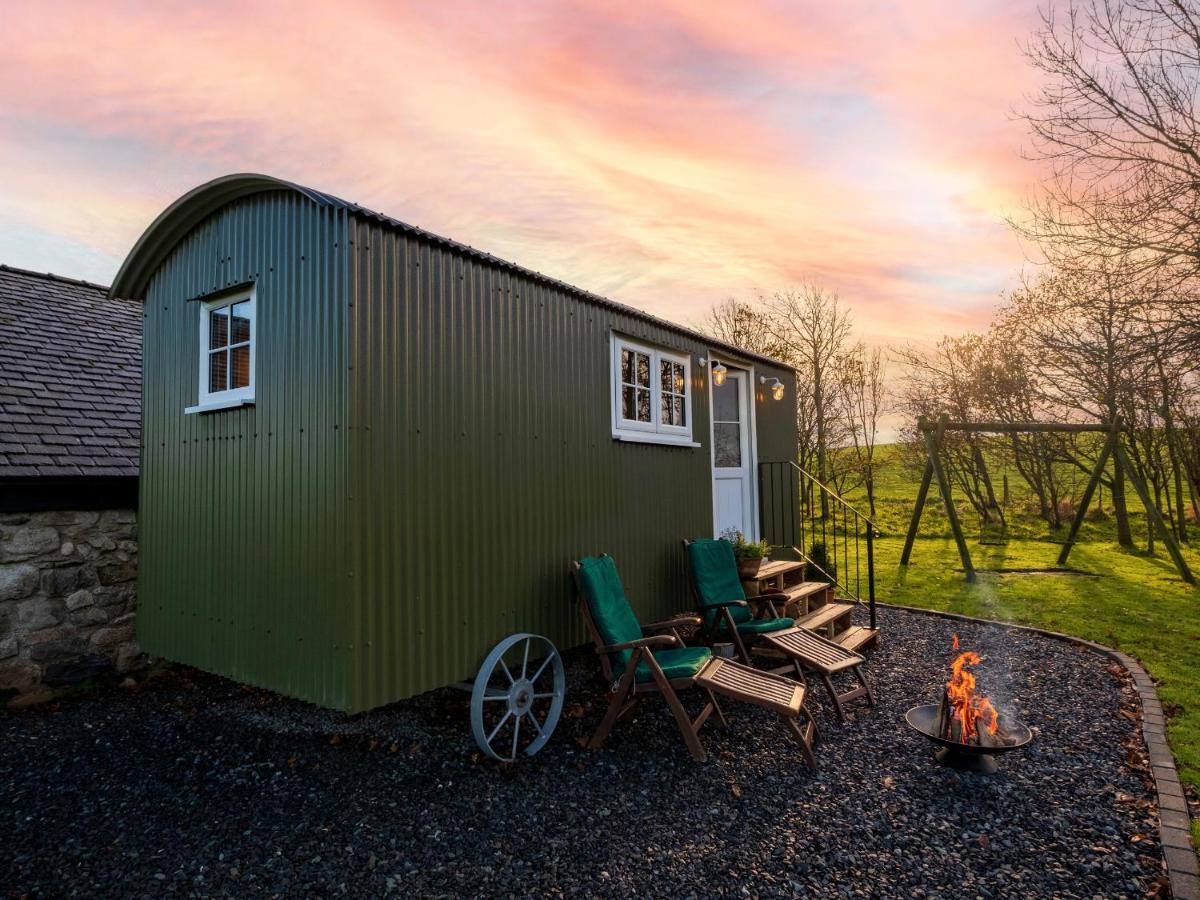The Pleasant Hut At Mountpleasant Farm Βίλα Ulverston Εξωτερικό φωτογραφία
